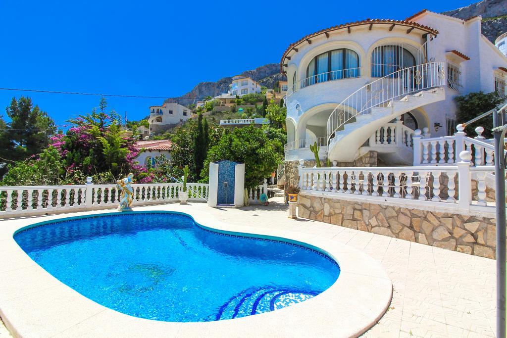 Maryvilla 46C Калпе Екстериор снимка