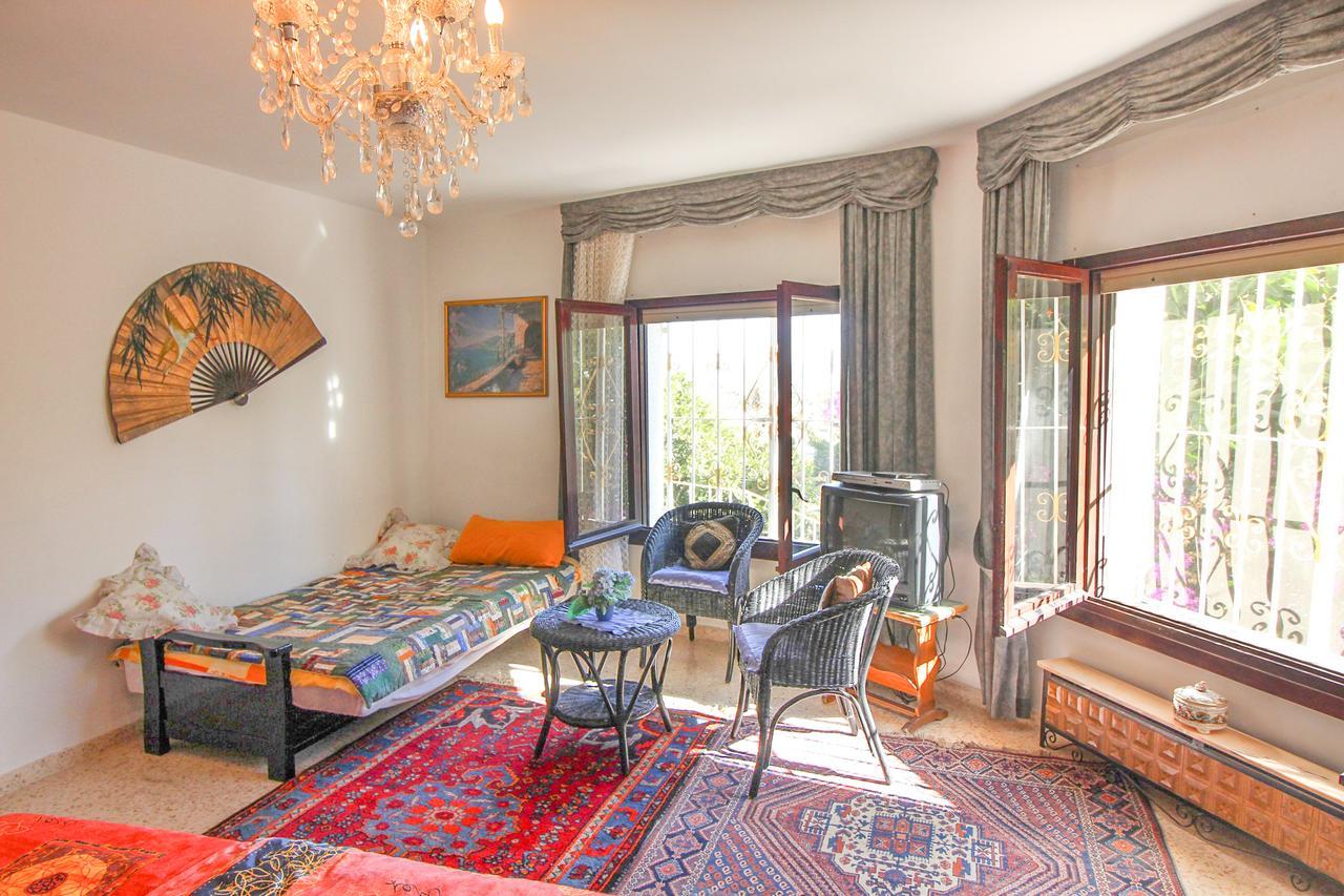 Maryvilla 46C Калпе Екстериор снимка